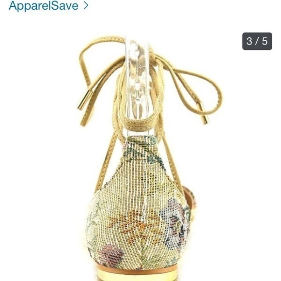 Steve Madden “Walkie” Canvas flats - Picture 5 of 7